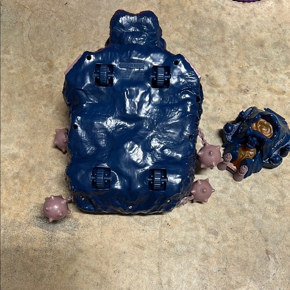 Super Mario Dragon Fortress Adventure Toy - Picture 3 of 3